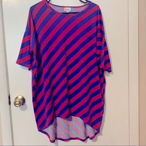 3/$15 Lularoe Irma - Size Small